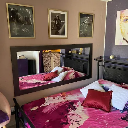 Purple Secret Naturiste شقة *